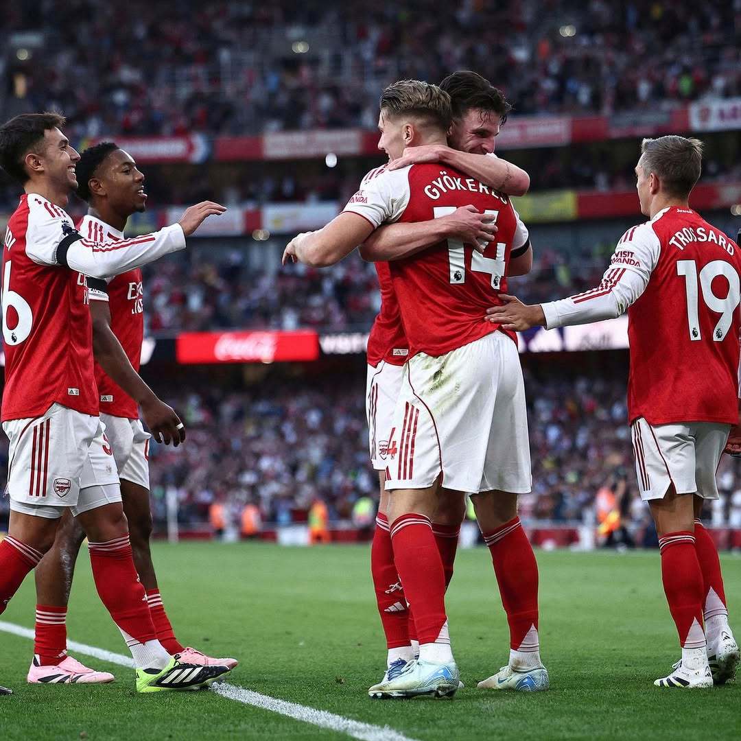 曼联险胜阿森纳,马丁内利统治全场 曼联险胜阿森纳,马丁内利统治全场