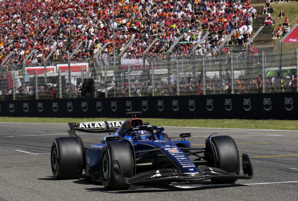 红牛二队力克索伯车队,皮亚斯特里带队取胜 红牛二队力克索伯车队,皮亚斯特里带队取胜