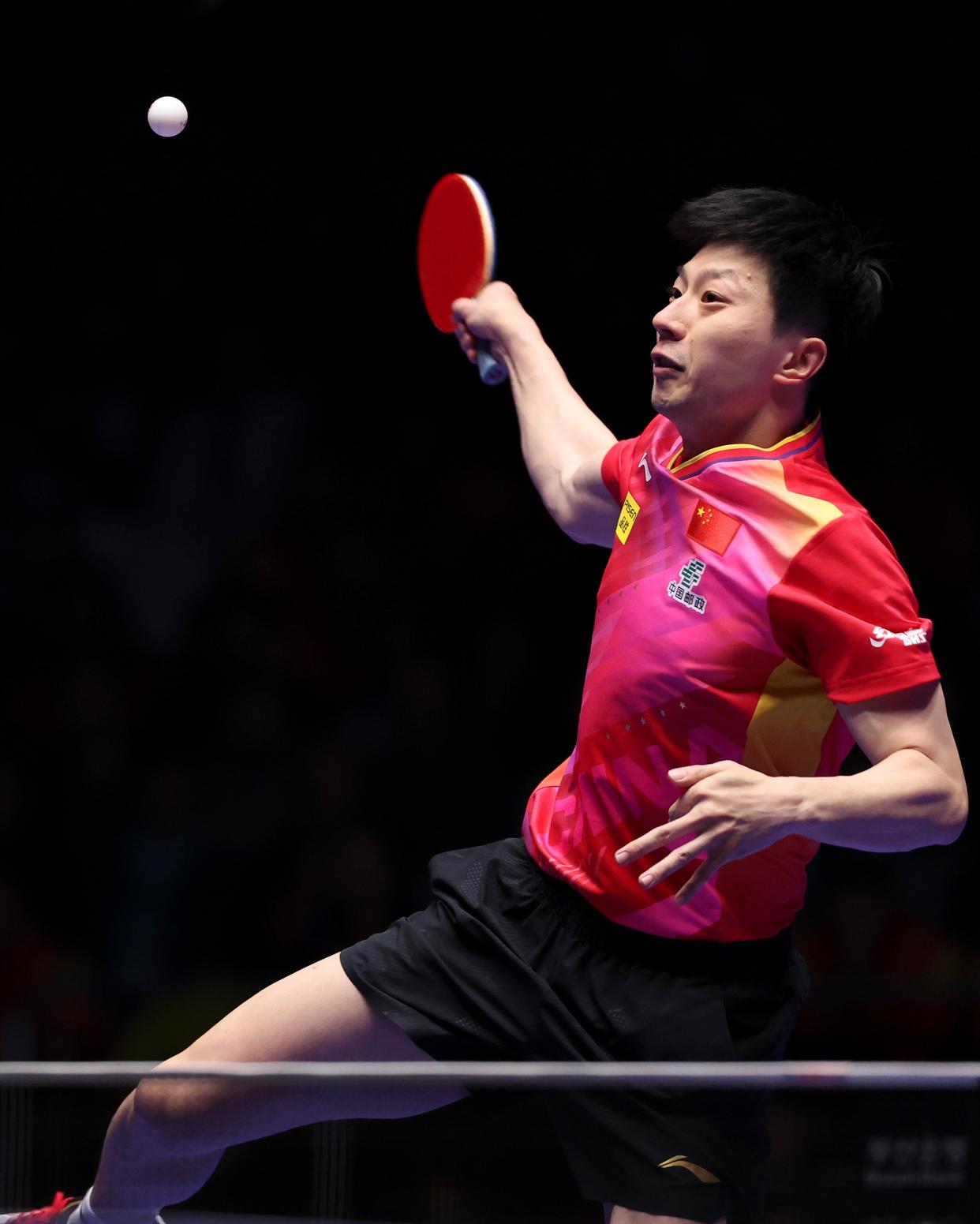 法国队碾压日本队，马龙统治全场