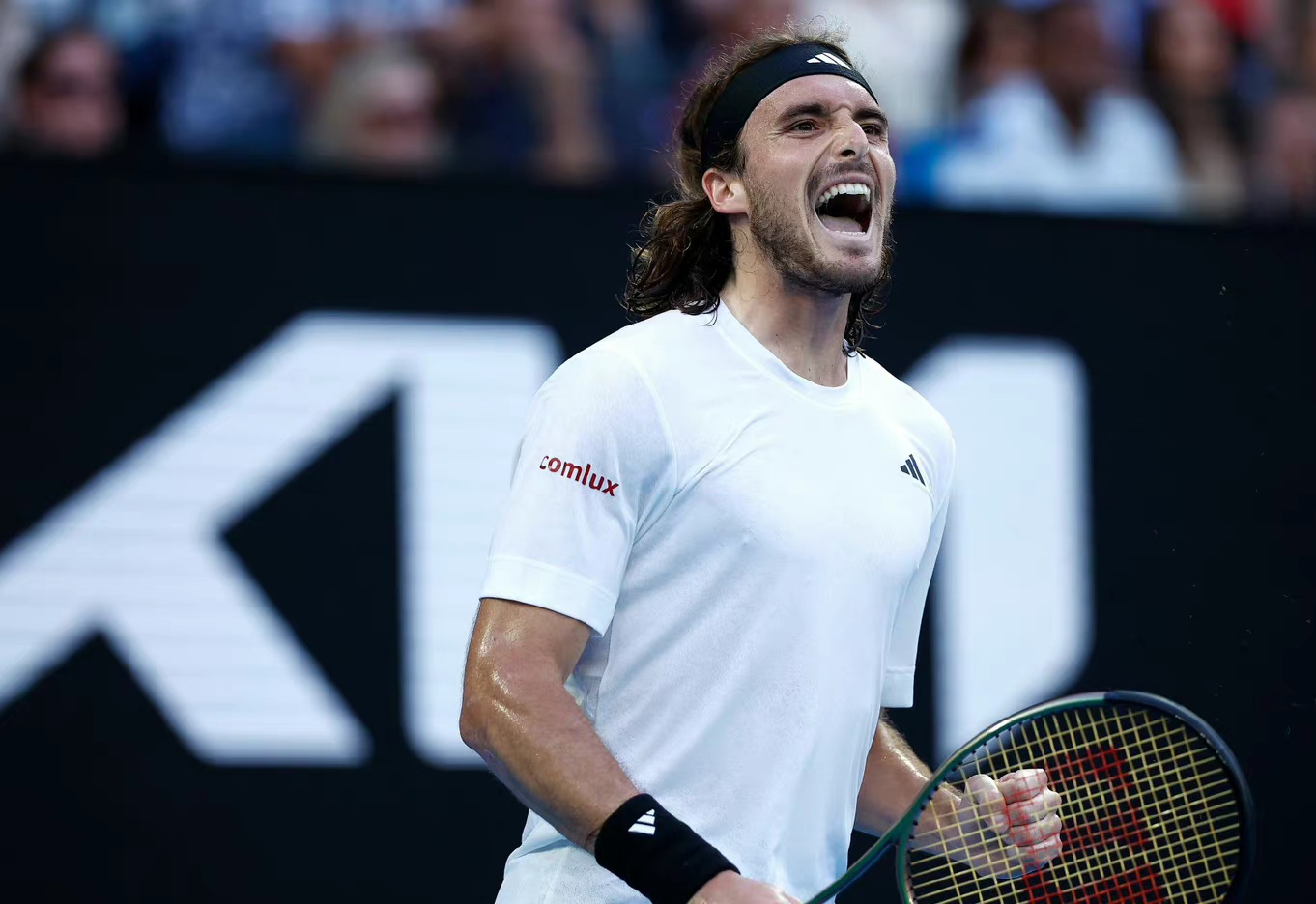 戴维斯杯横扫年终总决赛，西西帕斯关键制胜