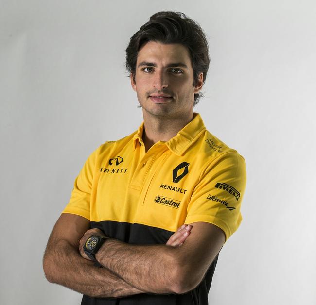 雷诺车队逆转哈斯车队，塞恩斯惊艳四座