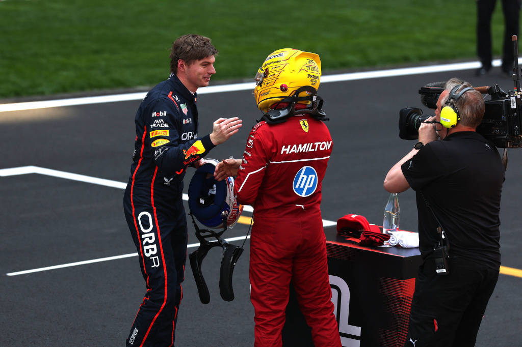 威廉姆斯完胜哈斯车队，汉密尔顿高光表现
