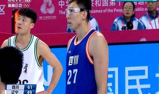 四川男篮力克对手,赢得激动人心的比赛 四川男篮力克对手,赢得激动人心的比赛