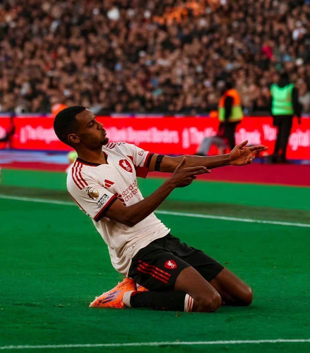 利物浦惨遭逆转，英超争冠形势岌岌可危