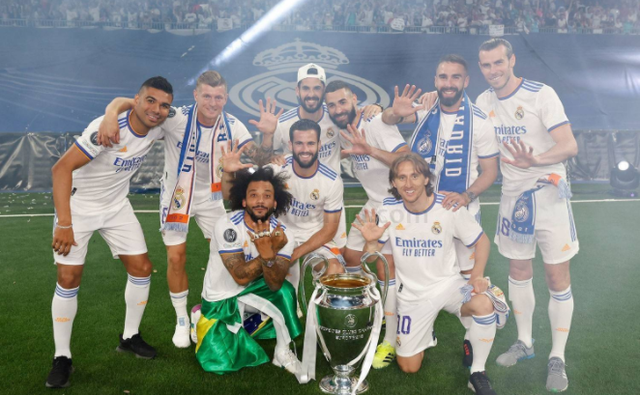 切尔西横扫拜仁，库尔图瓦扛起全队