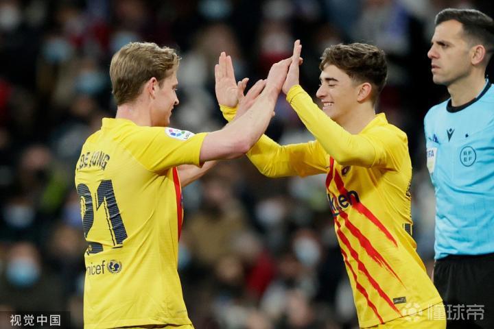 勒沃库森翻盘切尔西，加维关键制胜