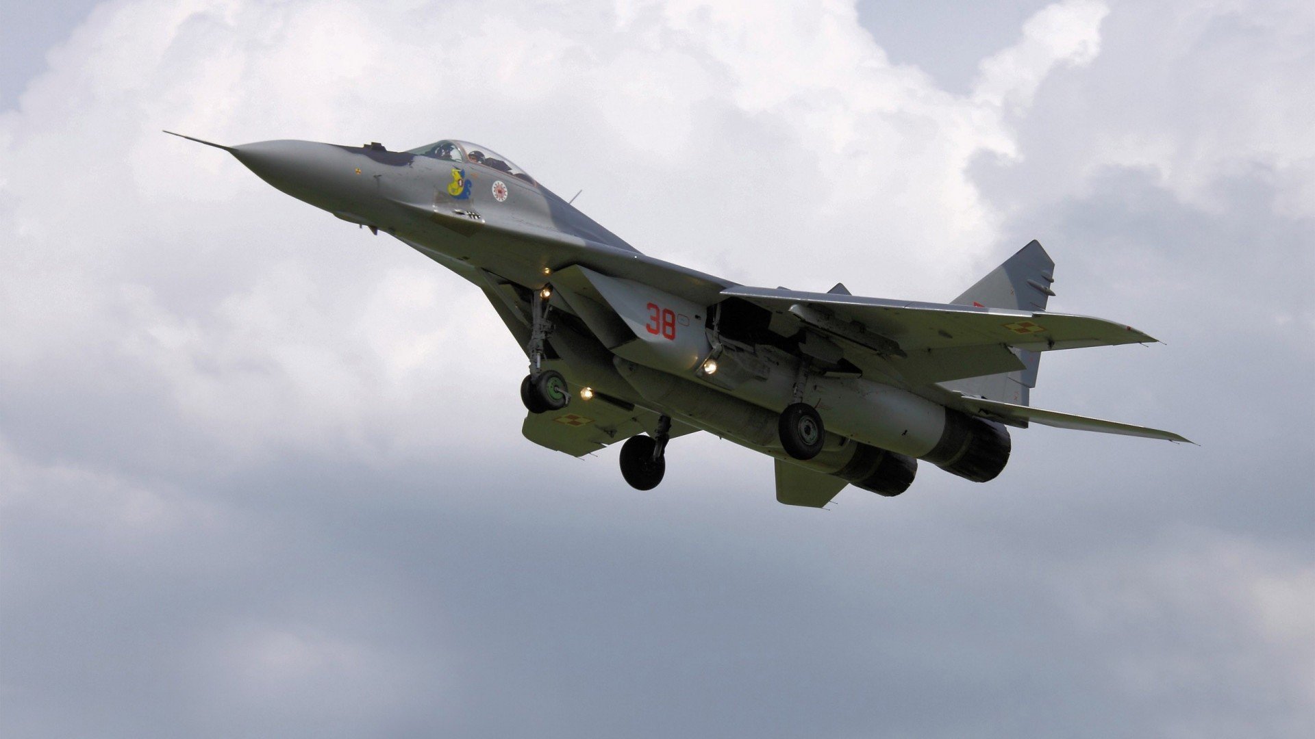 卡拉斯科的加冕之夜，当佛罗伦萨的幽灵横扫伯纳乌