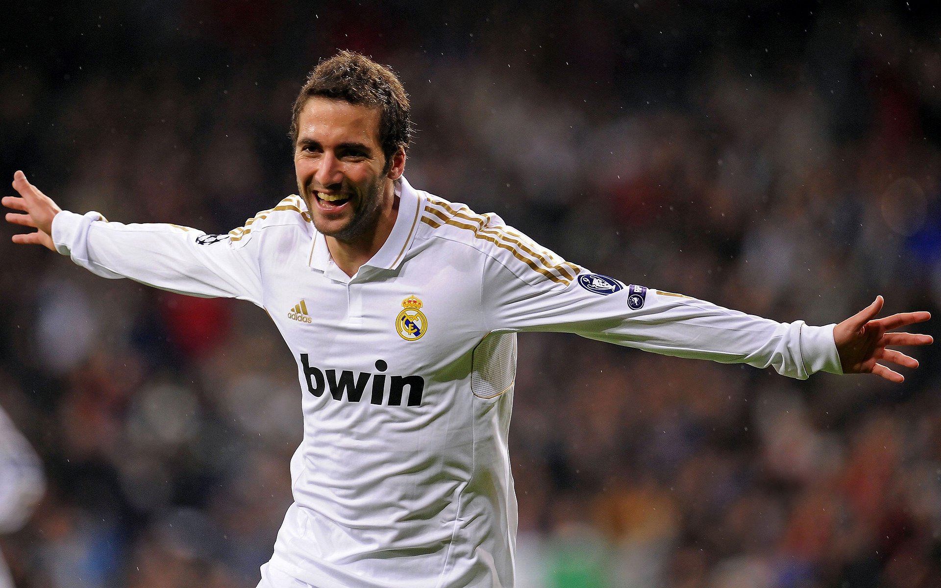 西甲德比利拉德接管比赛，老鹰狂胜热火引爆体坛