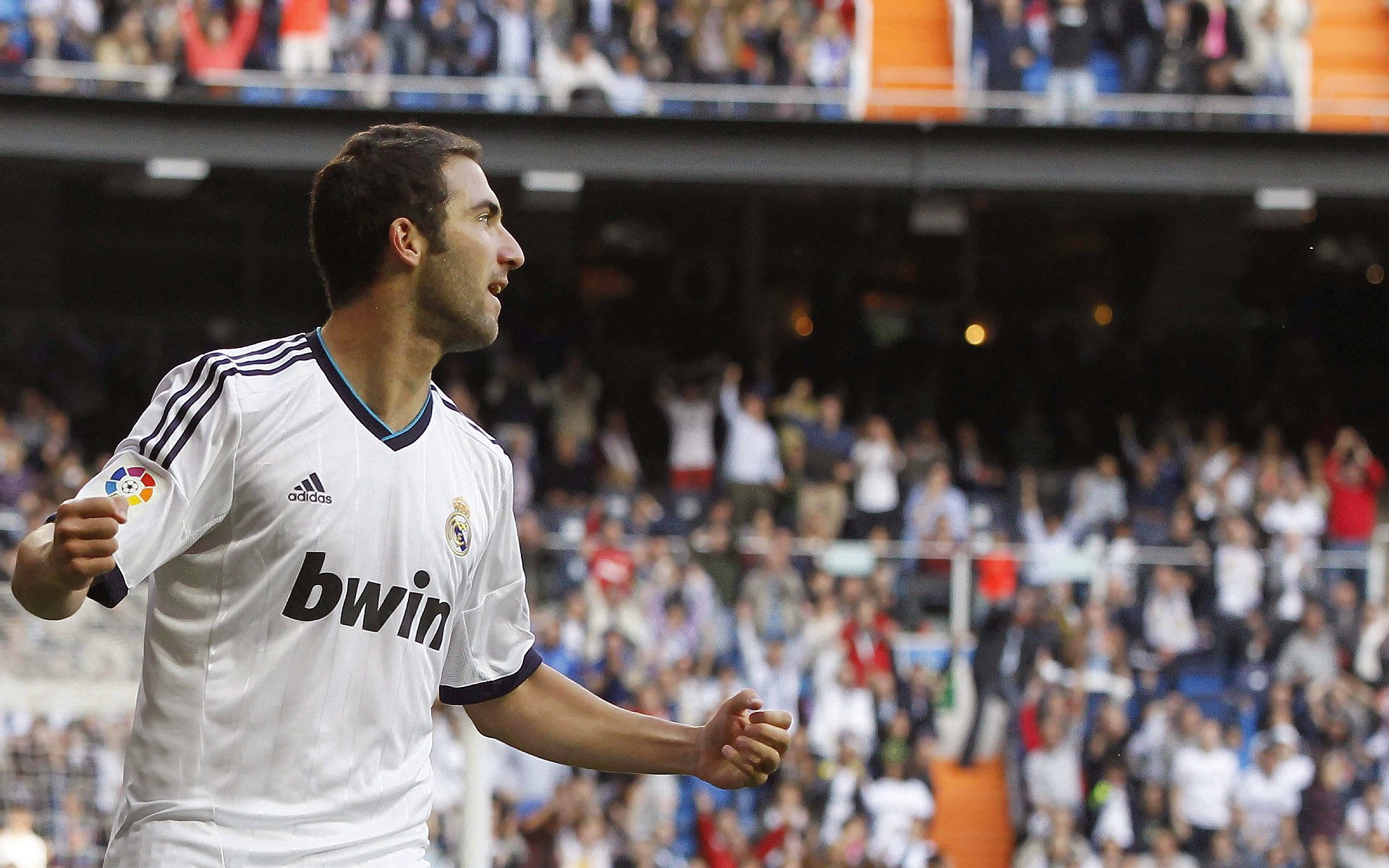 太阳打穿北京队，霍勒迪在年度焦点之战接管比赛