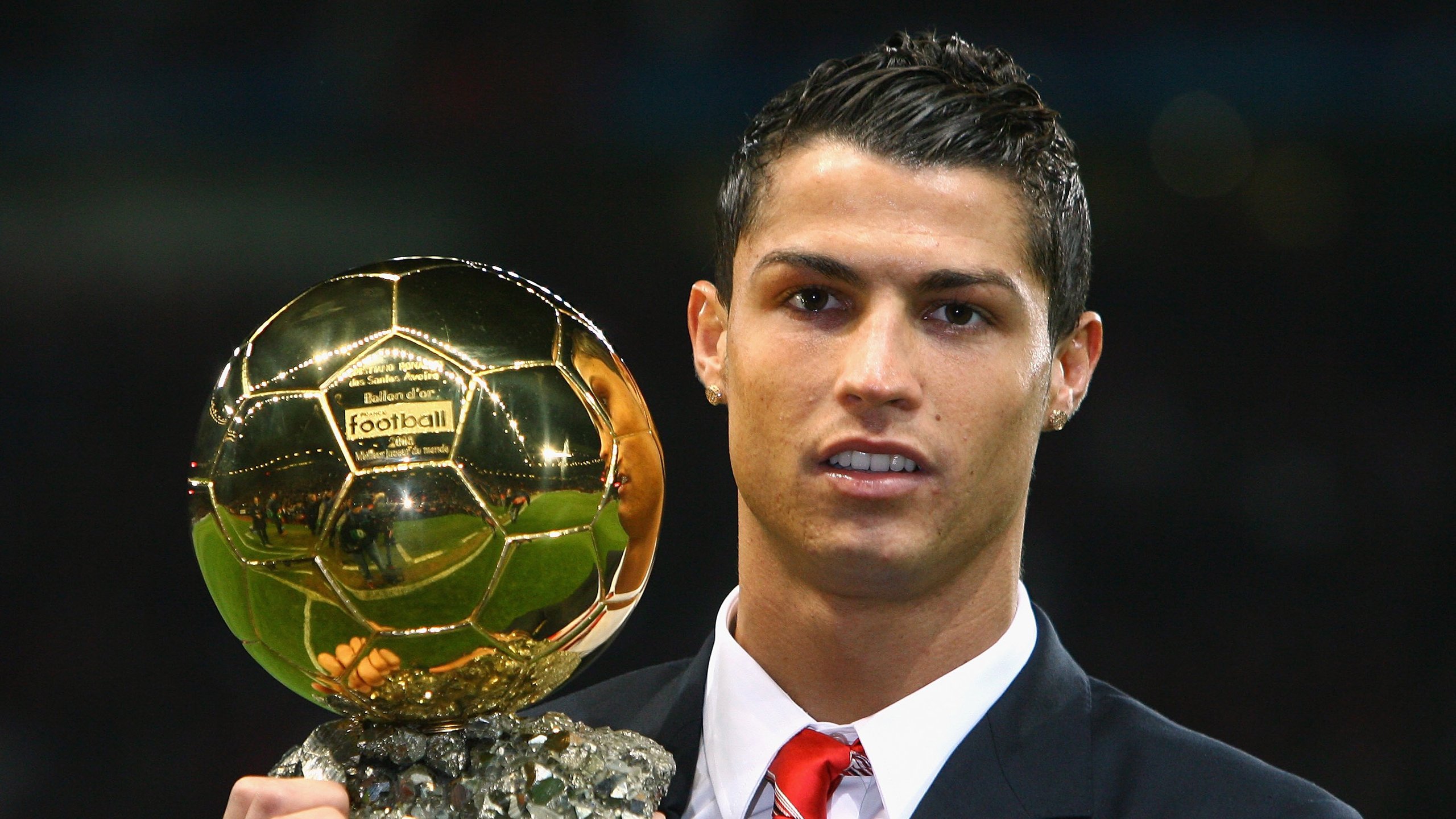 意甲焦点战？芬兰全面压制皇马—一场跨越时空的足球想象