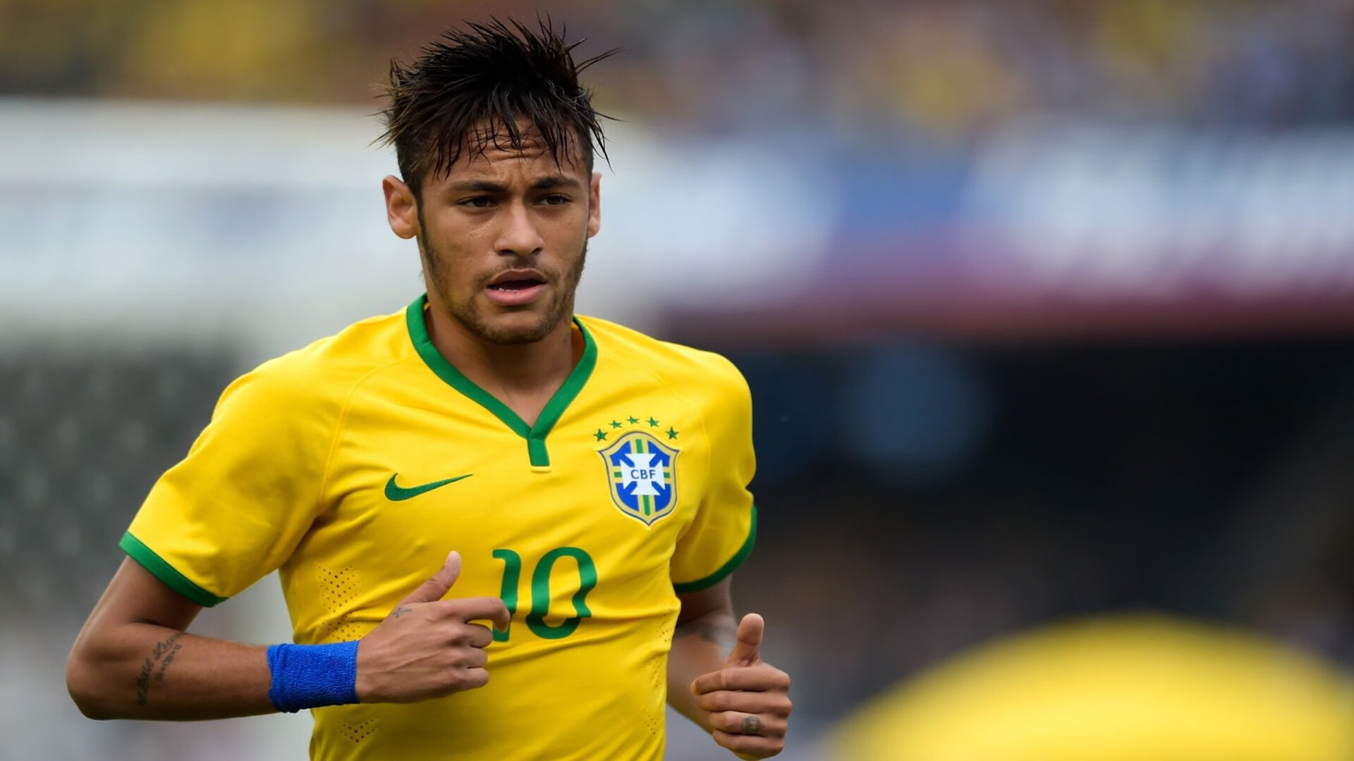 中国熊猫体育-罗马对阵突尼斯，三笘薰关键回合不手软